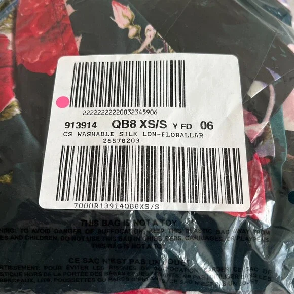 VICTORIA'S SECRET 100% Silk Robe w/ Tags, Size XS/S